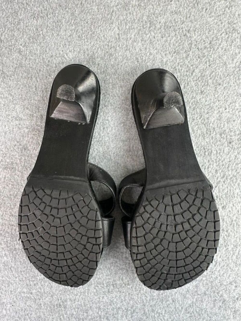 Vintage 90s Y2K Steve Madden Black Kitten Heel Size 7 Rhinestone Wooden Heel - Picture 8 of 10